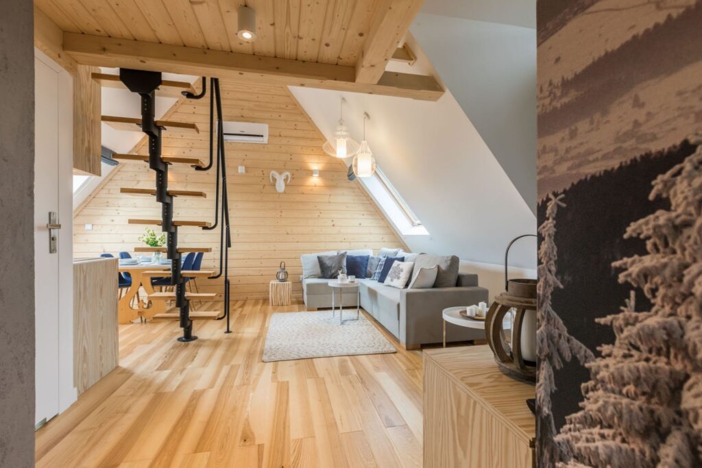 Apartament studio z antresolą