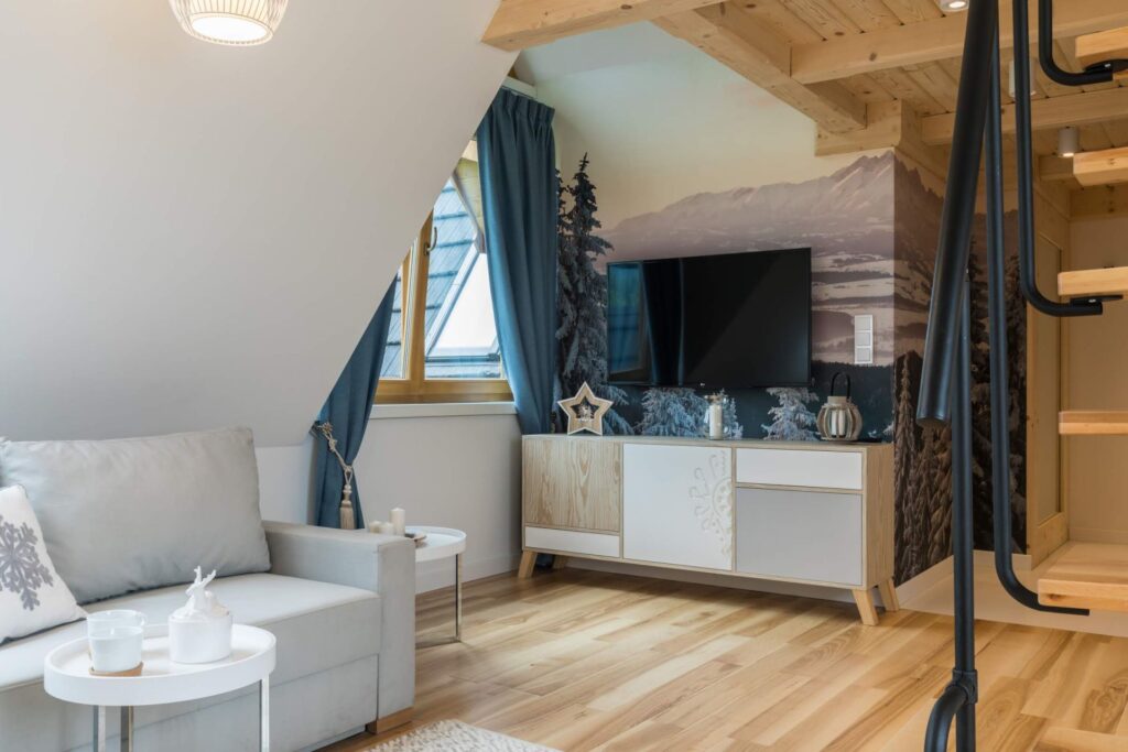 Apartament studio z antresolą