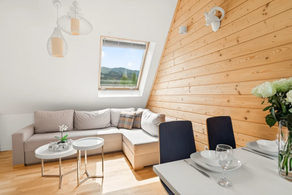 Apartament studio z antresolą