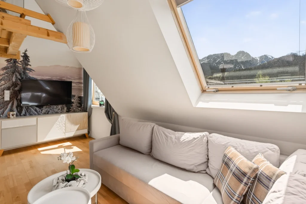 Apartament studio z antresolą